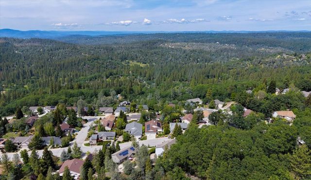 114 Defiant Way, Grass Valley, CA 95945