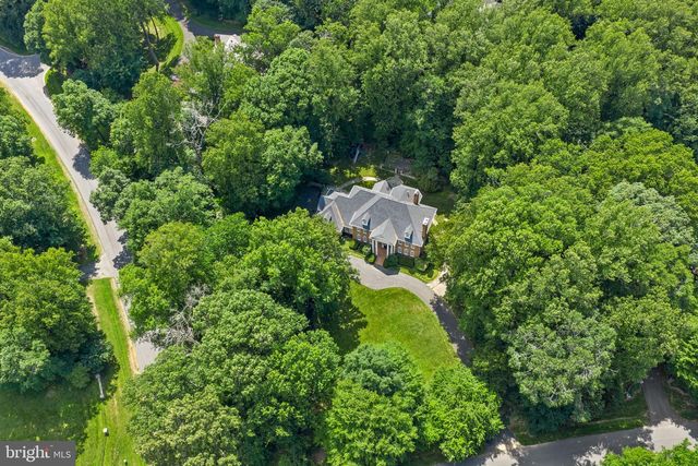 190 FALCON RIDGE RD, Great Falls, VA 22066