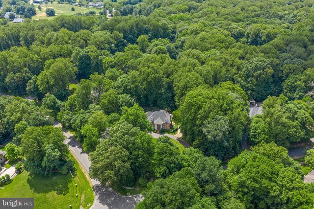 190 FALCON RIDGE RD, Great Falls, VA 22066