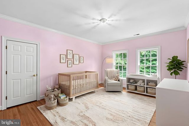 190 FALCON RIDGE RD, Great Falls, VA 22066