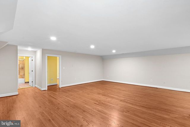 190 FALCON RIDGE RD, Great Falls, VA 22066
