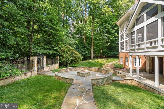 190 FALCON RIDGE RD, Great Falls, VA 22066