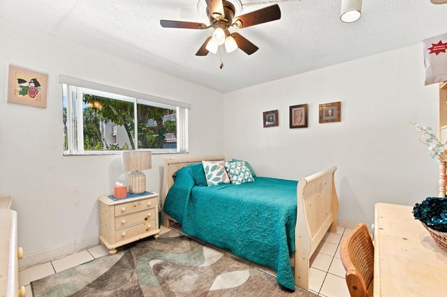 3601 INVERRARY Drive 107, Lauderhill, FL 33319