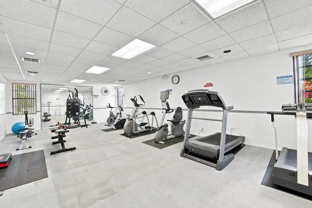 3601 INVERRARY Drive 107, Lauderhill, FL 33319