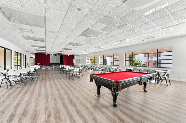 3601 INVERRARY Drive 107, Lauderhill, FL 33319