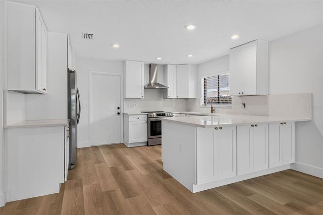 5106 PENNSBURY DRIVE, Tampa, FL 33624