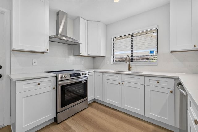 5106 PENNSBURY DRIVE, Tampa, FL 33624