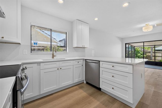 5106 PENNSBURY DRIVE, Tampa, FL 33624