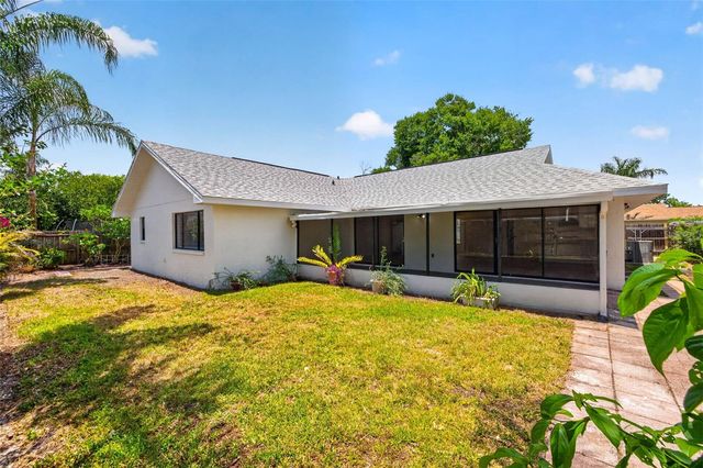 5106 PENNSBURY DRIVE, Tampa, FL 33624