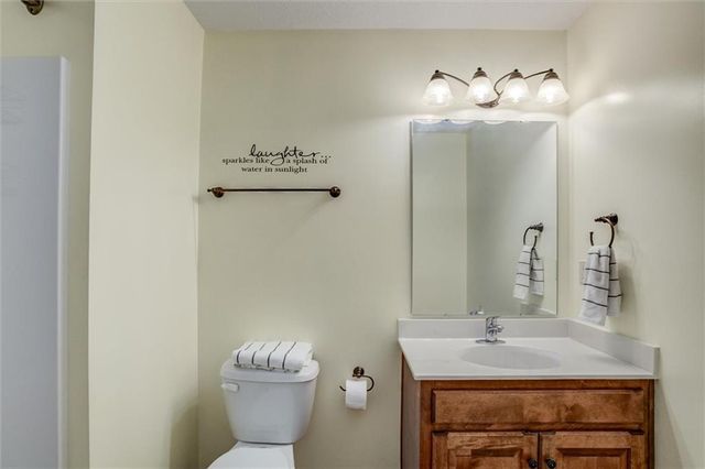18109 Guinevere Court, Smithville, MO 64089