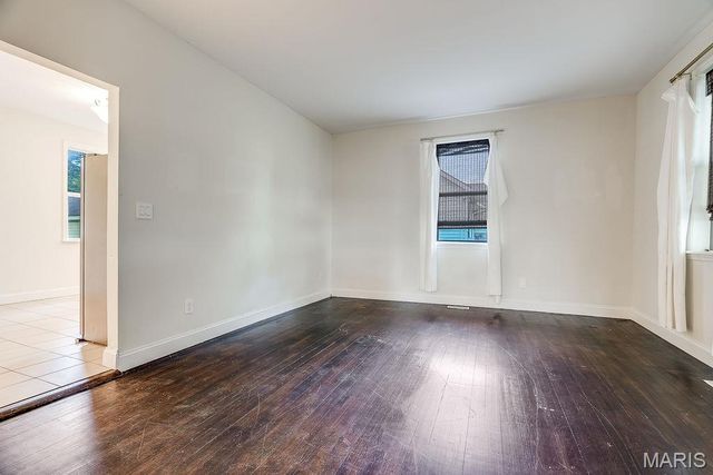 829 W Bottom Avenue, Columbia, IL 62236