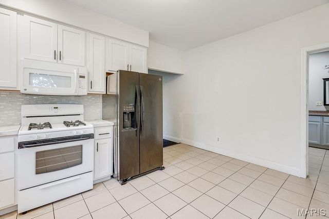 829 W Bottom Avenue, Columbia, IL 62236