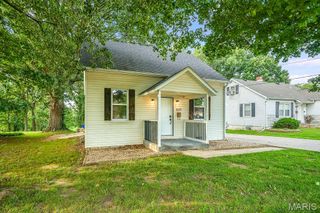 829 W Bottom Avenue, Columbia, IL 62236