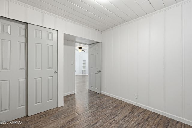 623 S Country Club Drive 11, Mesa, AZ 85210