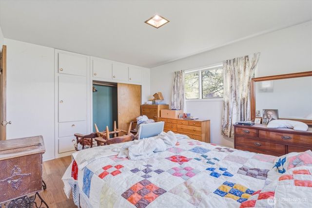 2014 Ocean Beach Highway, Longview, WA 98632