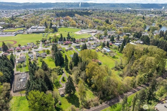 2014 Ocean Beach Highway, Longview, WA 98632