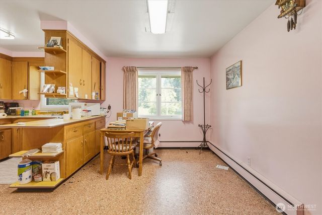 2014 Ocean Beach Highway, Longview, WA 98632