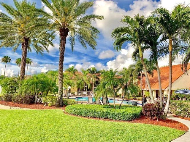 1225 SW 46th Avenue 203, Pompano Beach, FL 33069