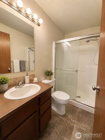 12503 SE 259th Place, Kent, WA 98030