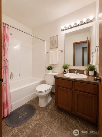 12503 SE 259th Place, Kent, WA 98030