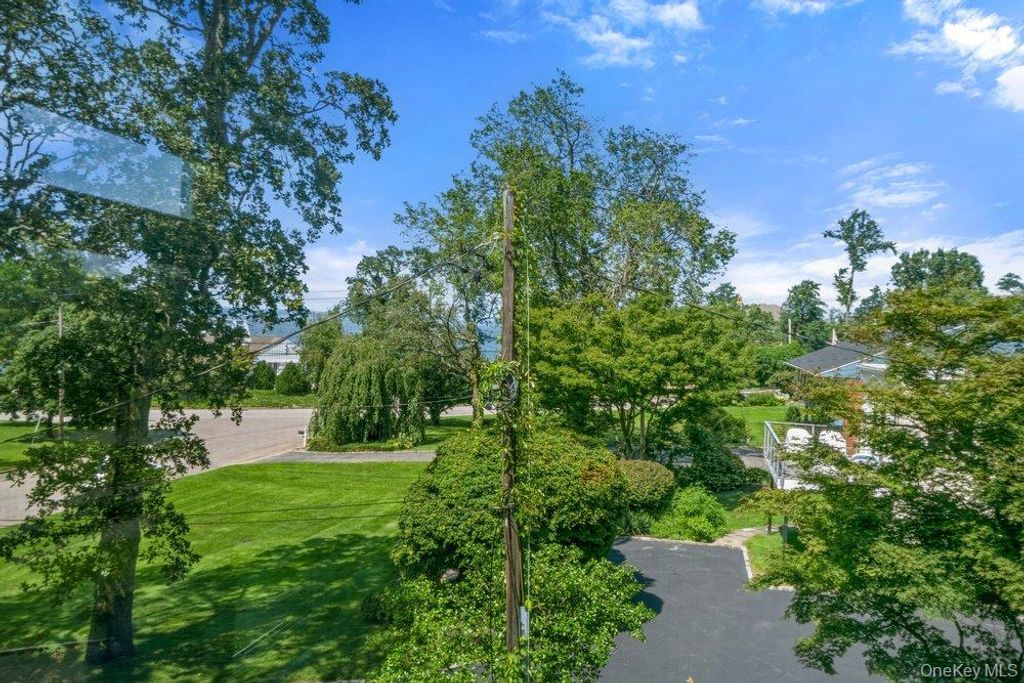6 Shell Drive, Glen Cove, NY 11542 — photo 2