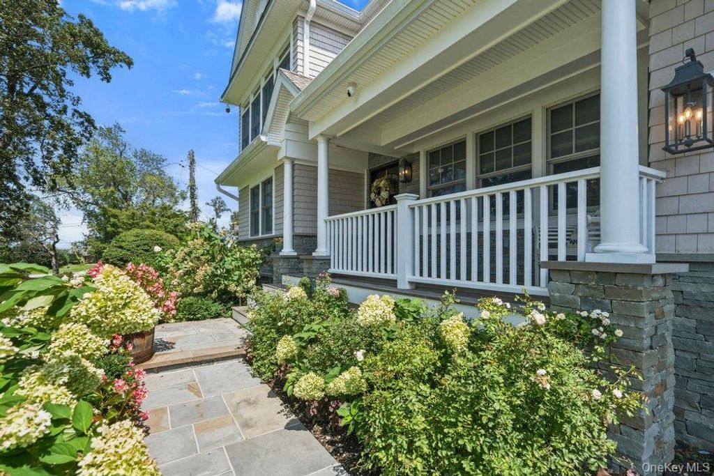 6 Shell Drive, Glen Cove, NY 11542 — photo 4