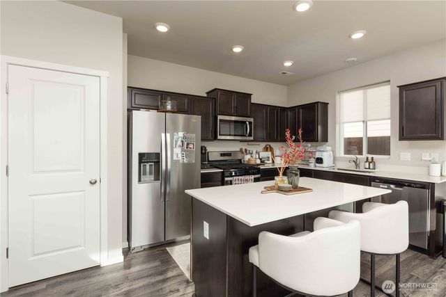 1164 SW Pendleton Way, Port Orchard, WA 98367