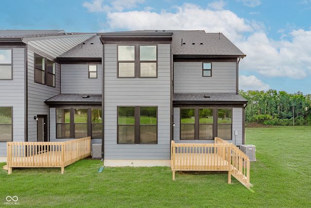 9685 Oleander Drive, Fishers, IN 46250