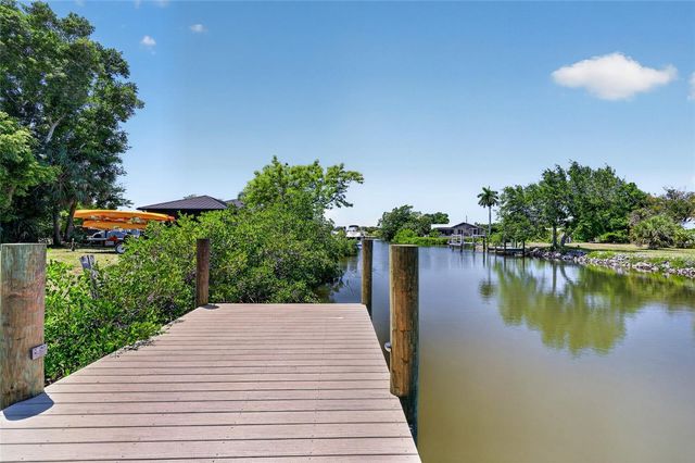 3000 BANYAN WAY, Punta Gorda, FL 33950