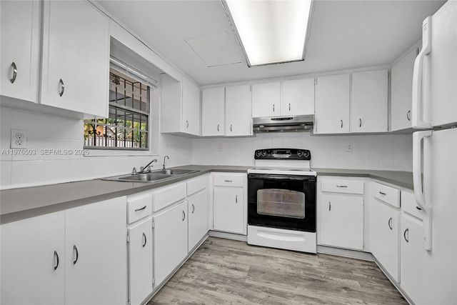 2506 SW 9th St 1, Miami, FL 33135