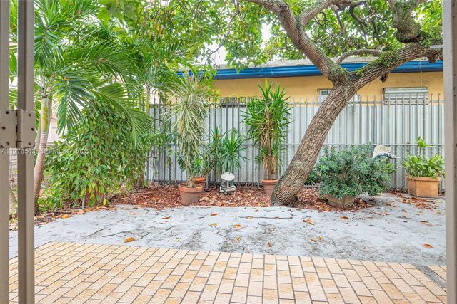 2506 SW 9th St 1, Miami, FL 33135