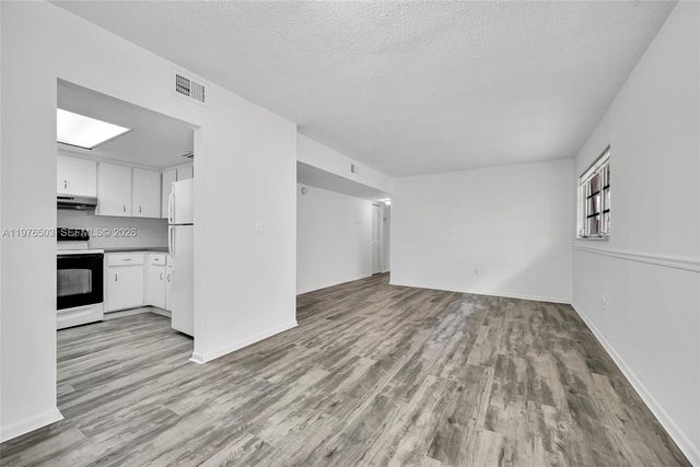 2506 SW 9th St 1, Miami, FL 33135