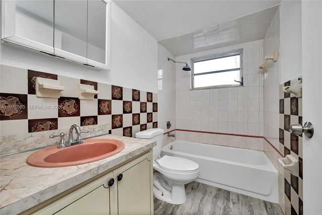 2506 SW 9th St 1, Miami, FL 33135