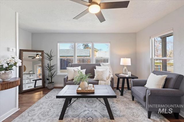 3111 Palouse St, Boise, ID 83705