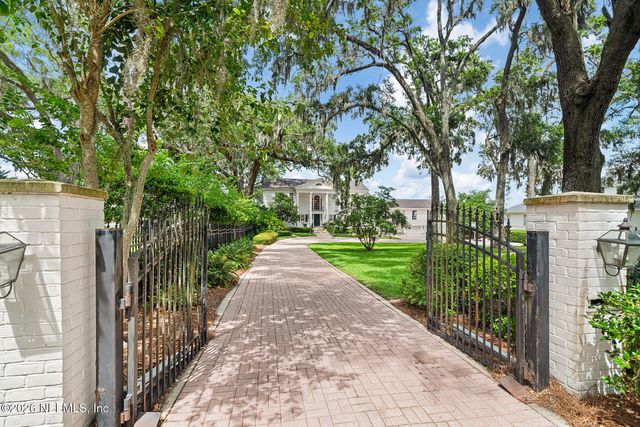 4589 ORTEGA Boulevard, Jacksonville, FL 32210