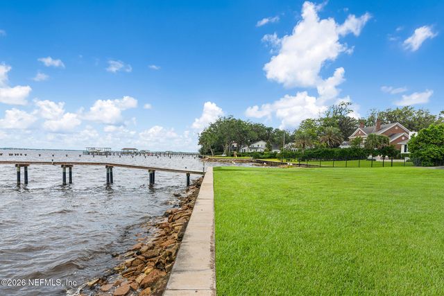 4589 ORTEGA Boulevard, Jacksonville, FL 32210