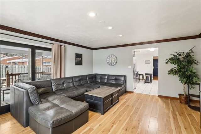 300 Sherrie Drive, Plum Boro, PA 15239