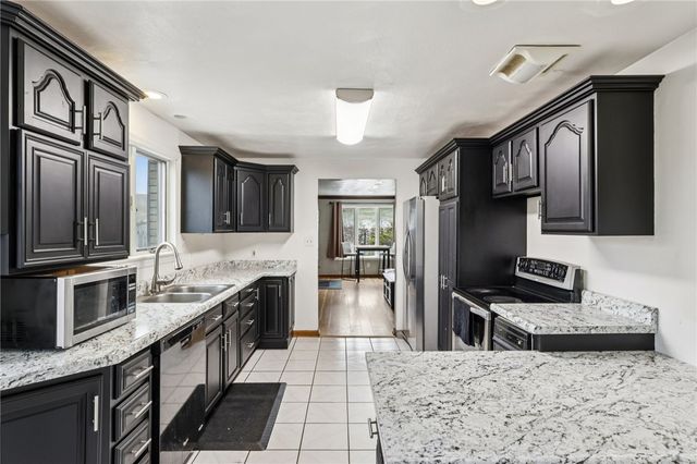 300 Sherrie Drive, Plum Boro, PA 15239