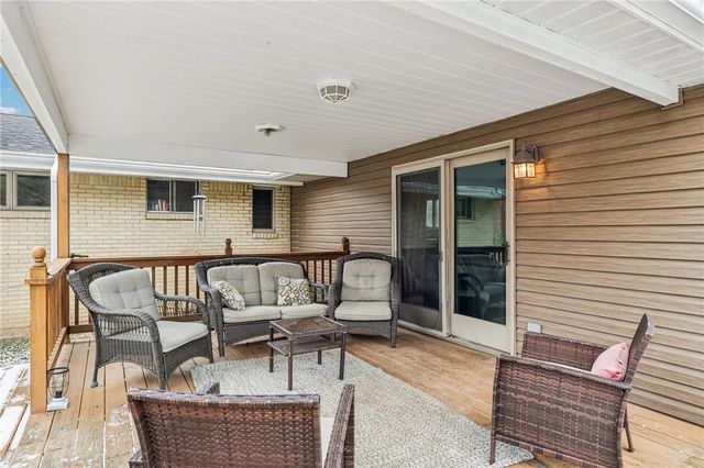 300 Sherrie Drive, Plum Boro, PA 15239