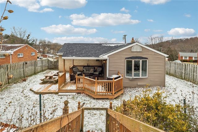 300 Sherrie Drive, Plum Boro, PA 15239