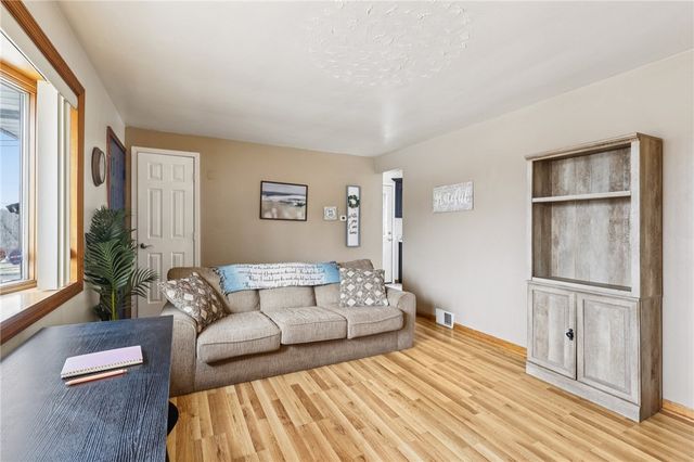 300 Sherrie Drive, Plum Boro, PA 15239