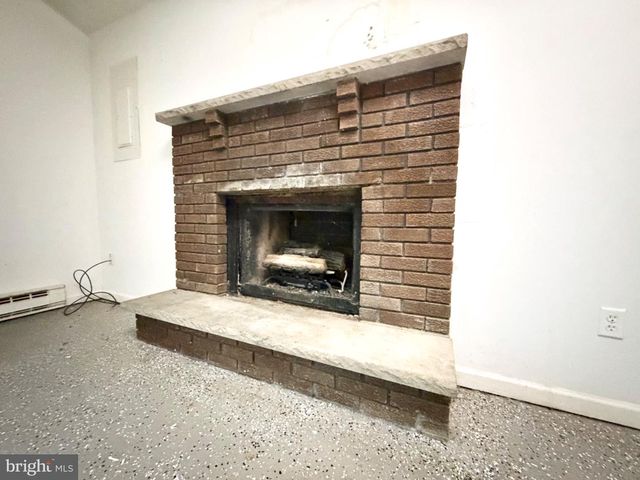 1841 SHADYSIDE DR, Tobyhanna, PA 18466