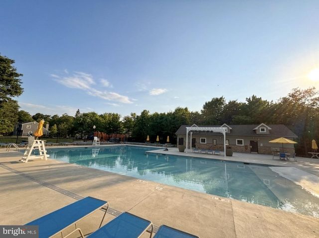 1841 SHADYSIDE DR, Tobyhanna, PA 18466