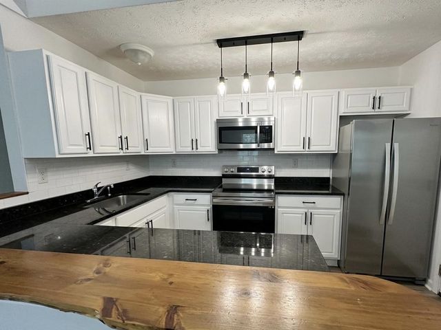 1841 SHADYSIDE DR, Tobyhanna, PA 18466