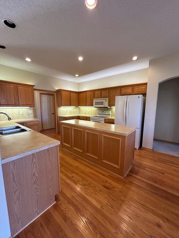 14010 E Whitewood St, Wichita, KS 67230