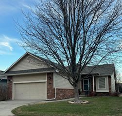 14010 E Whitewood St, Wichita, KS 67230