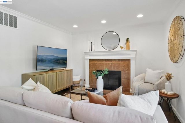 36746 Peach Ct., Newark, CA 94560