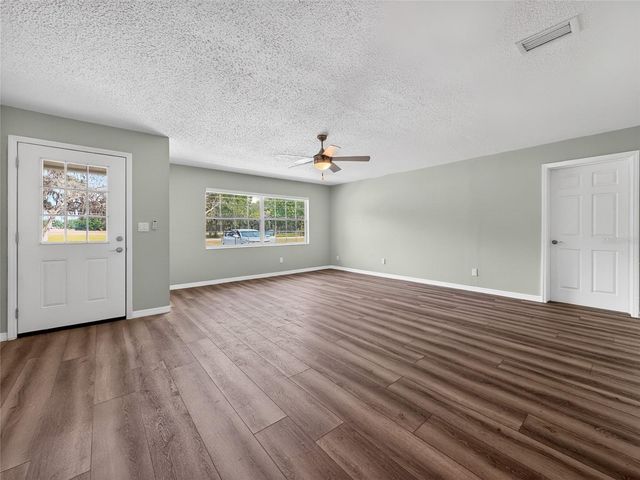 4532 NE JACKSONVILLE ROAD, Ocala, FL 34479