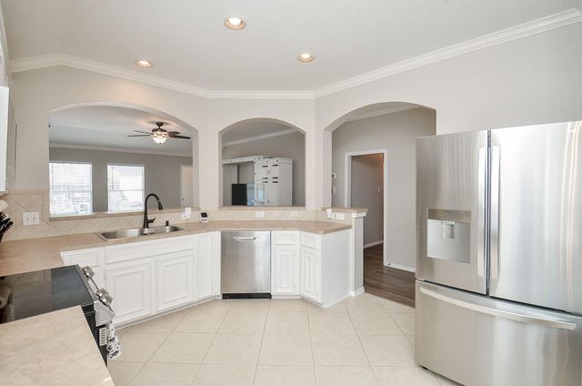 3831 Carters Lake Drive, Richmond, TX 77406