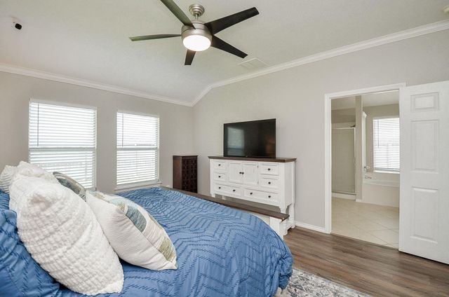 3831 Carters Lake Drive, Richmond, TX 77406